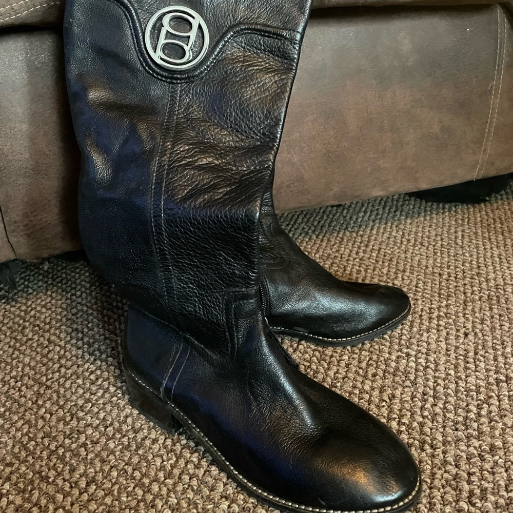 BEBE black boots size 5.5
